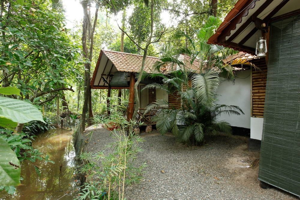 Tharavadu Heritage Home Kumarakom Extérieur photo