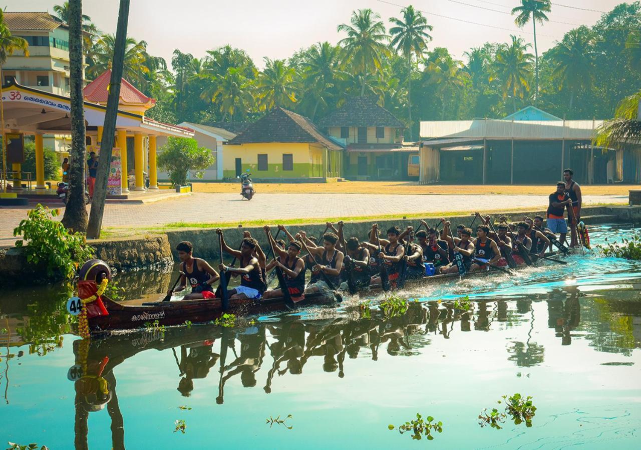 Tharavadu Heritage Home Kumarakom Extérieur photo